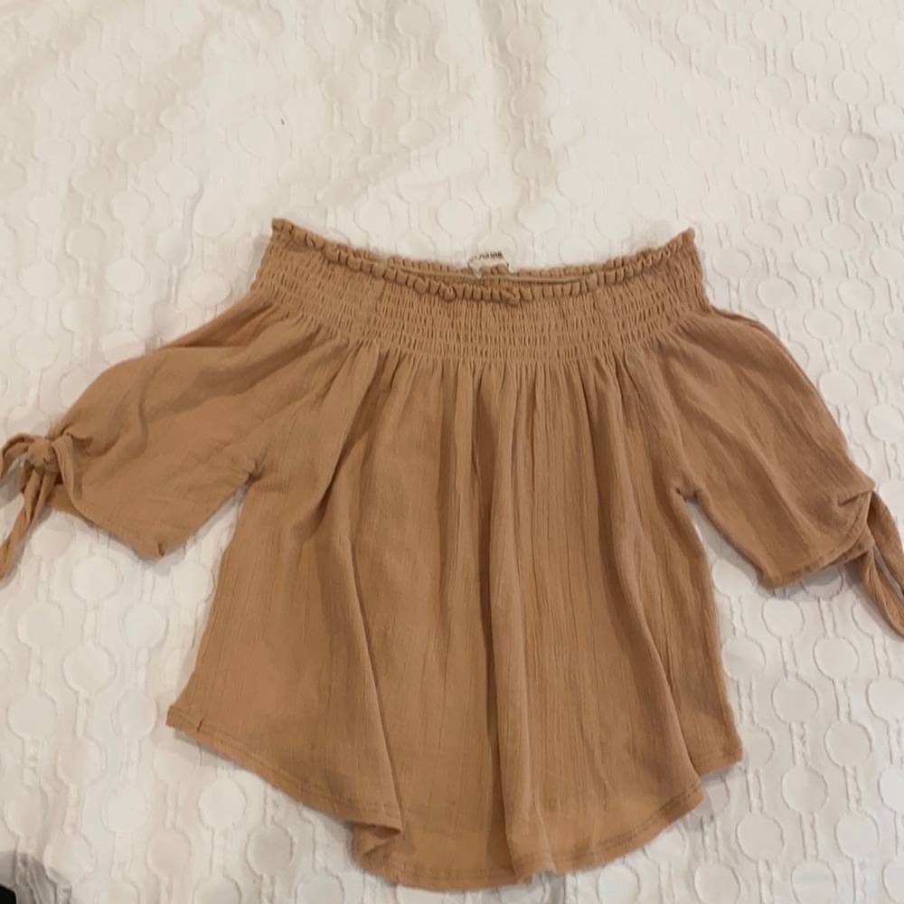 Peach off the shoulder top!